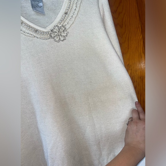 Sagharbor white pearl top Size: XL NWT!! - Picture 5 of 9